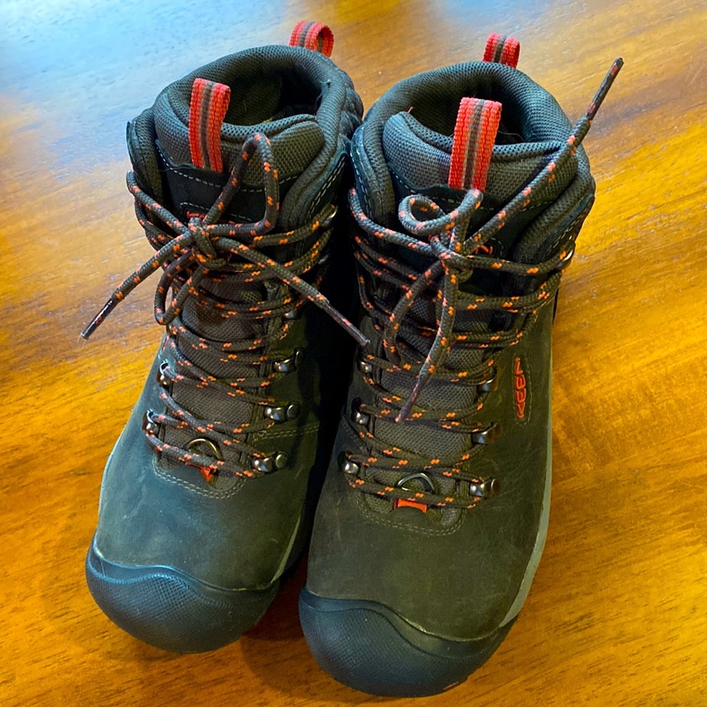 Keen hiking boots